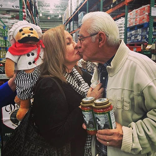 Picture of happy customers kissing